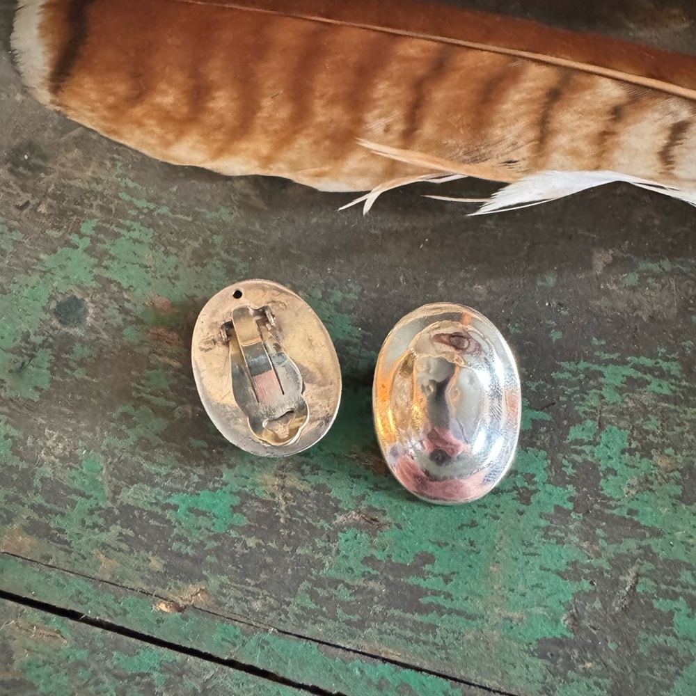 Vintage Sterling Silver Oval Clip Earrings with Antique Design